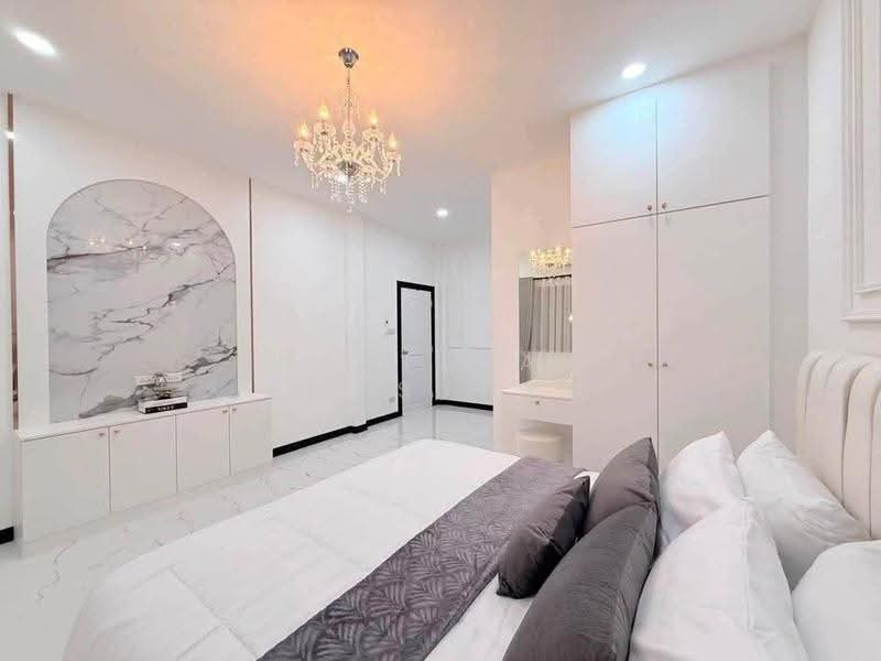 undefined, chon-buri, Nong Pru, Bang Lamung (Pattaya), Chon Buri (Pattaya), 3 Bedrooms, 204 sqm, Single Detached House For Sale, by Nattasak Poosuwan, 500591238 - DDproperty.com