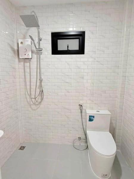 undefined, chon-buri, Nong Pru, Bang Lamung (Pattaya), Chon Buri (Pattaya), 3 Bedrooms, 204 sqm, Single Detached House For Sale, by Nattasak Poosuwan, 500591238 - DDproperty.com