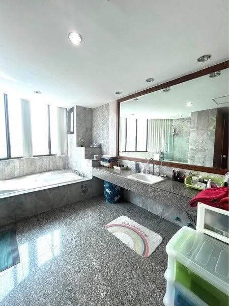Royal River Place : รอยัล ริเวอร์ เพลส, กรุงเทพ, ถนนพระราม 3, บางโพงพาง, ยานนาวา, กรุงเทพ, 312 ตร.ม., คอนโด ขาย, โดย Poomphat Tienthongsakul, 500591287 - DDproperty.com