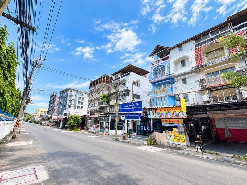 อาคารพาณิชย์ 3 ชั้น, chon-buri, Si Racha, Chon Buri (Pattaya), , 40 sqm, Shophouse For Sale, by รัชชานนท์ พรมอินทร์, 500591378 - DDproperty.com