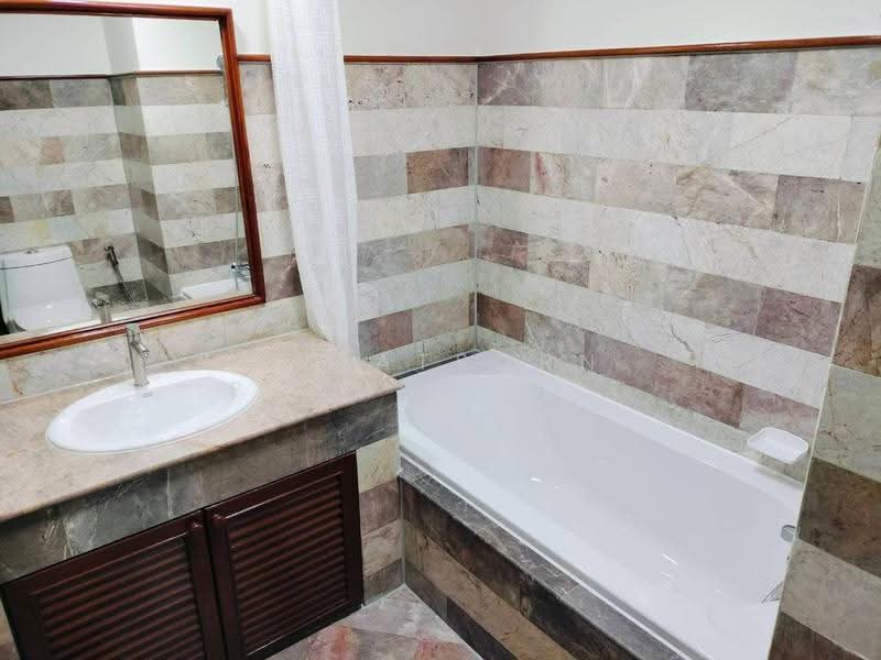 Sukhumvit Suite : สุขุมวิท สวีท, กรุงเทพ, 19 ซอยสุขุมวิท 13, คลองเตยเหนือ, วัฒนา, กรุงเทพ, 28 ตร.ม., คอนโด ให้เช่า, โดย Supatsorn Promsombut, 500591450 - DDproperty.com