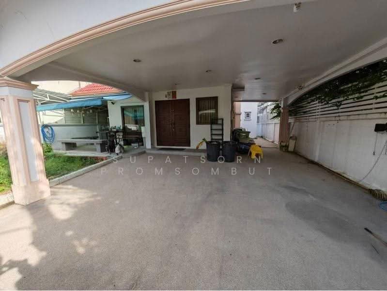 3-BR House, bangkok, Saphan Sung, Bangkok, 3 Bedrooms, 204 sqm, Single Detached House For Sale, by Supatsorn Promsombut, 500591470 - DDproperty.com