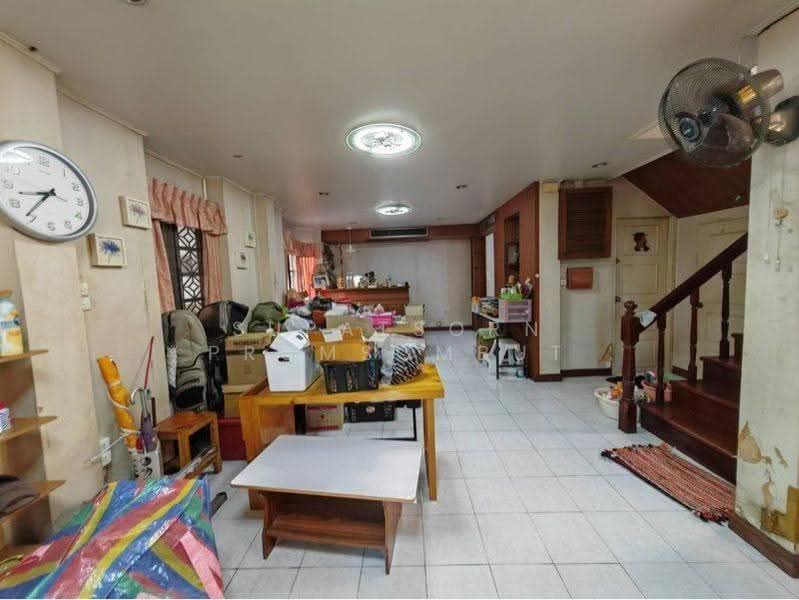 3-BR House, bangkok, Saphan Sung, Bangkok, 3 Bedrooms, 204 sqm, Single Detached House For Sale, by Supatsorn Promsombut, 500591470 - DDproperty.com