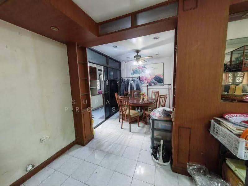 3-BR House, bangkok, Saphan Sung, Bangkok, 3 Bedrooms, 204 sqm, Single Detached House For Sale, by Supatsorn Promsombut, 500591470 - DDproperty.com