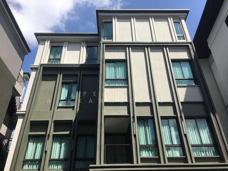 Lavista Prestige Village Ekkamai 10, bangkok, Soi Sukhumvit 63, Phra Kanong Nua, Watthana, Bangkok, 4 Bedrooms, 443 sqm, Single Detached House For Sale, by Pemika Aukkaraleekul, 500591473 - DDproperty.com