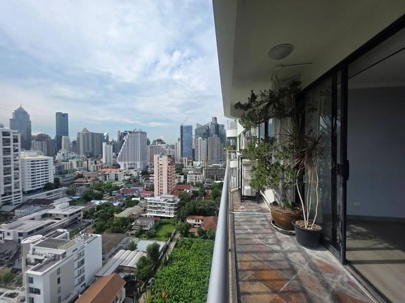 Lake Green, bangkok, 199 Sukhumvit Soi 8, Khlong Toei, Bangkok, 2 Bedrooms, 124 sqm, Condo For Sale, by Pemika Aukkaraleekul, 500591528 - DDproperty.com