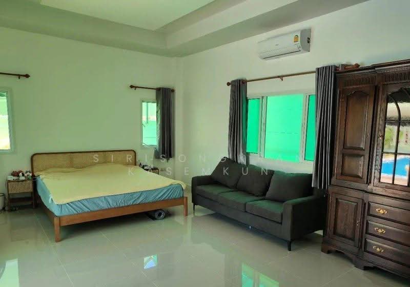 Baan Chalita 2, chon-buri, Nong Pla Lai Road, Nong Pla Lai, Bang Lamung (Pattaya), Chon Buri (Pattaya), 4 Bedrooms, 260 sqm, Single Detached House For Rent, by Sirisongkran Kasemkun, 500591571 - DDproperty.com