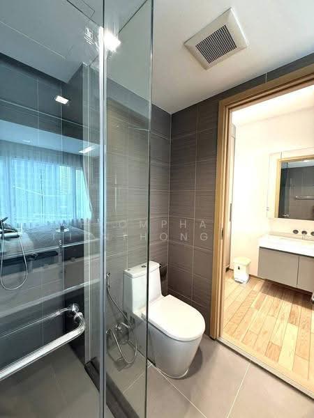 Siri At Sukhumvit, bangkok, 902 Sukhumvit Road, Phra Kanong, Khlong Toei, Bangkok, 2 Bedrooms, 69 sqm, Condo For Sale, by Poomphat Tienthongsakul, 500591596 - DDproperty.com