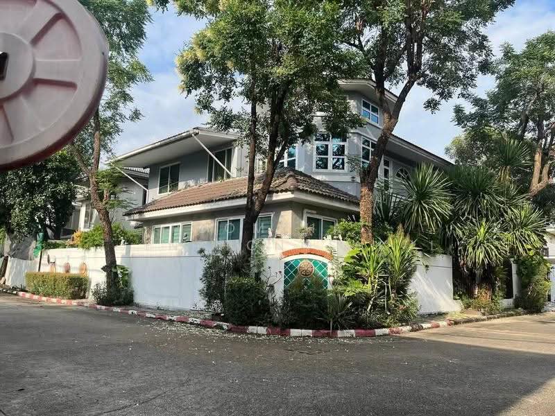 undefined, bangkok, Khlong Chan, Bang Kapi, Bangkok, 4 Bedrooms, 480 sqm, Single Detached House For Sale, by Poomphat Tienthongsakul, 500591654 - DDproperty.com