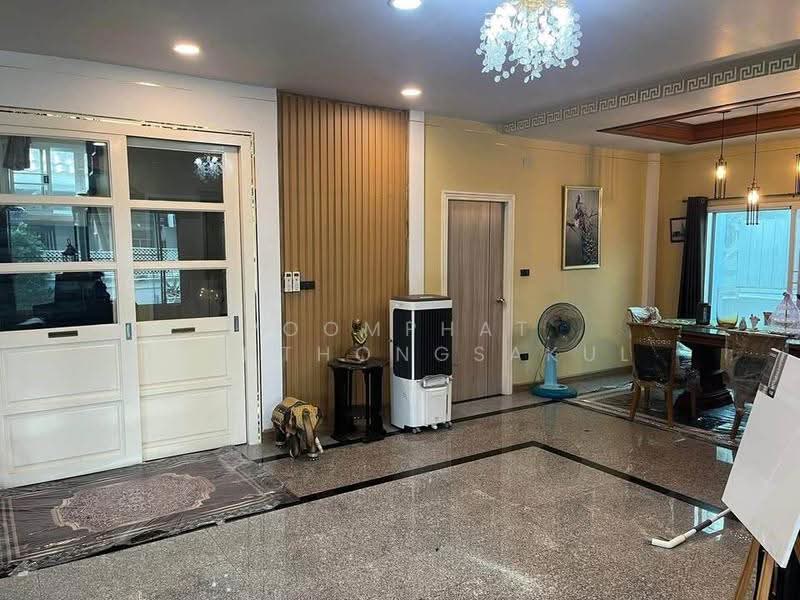 undefined, bangkok, Khlong Chan, Bang Kapi, Bangkok, 4 Bedrooms, 480 sqm, Single Detached House For Sale, by Poomphat Tienthongsakul, 500591654 - DDproperty.com