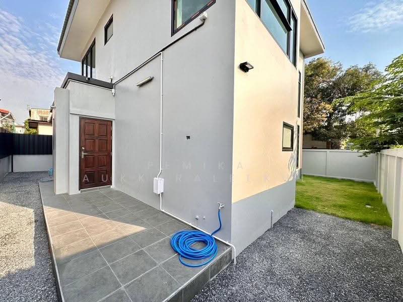 3-BR House, bangkok, Saphan Song, Wang Thonglang, Bangkok, 3 Bedrooms, 280 sqm, Single Detached House For Sale, by Pemika Aukkaraleekul, 500591664 - DDproperty.com