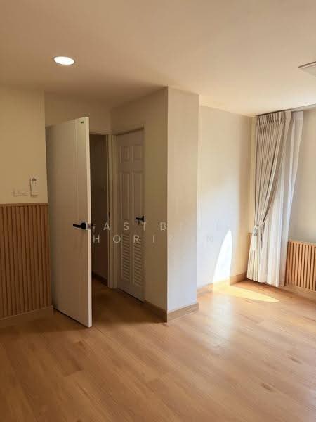 Townhouse Area BTS Saint Louis, กรุงเทพ, ยานนาวา, สาทร, กรุงเทพ, 280 ตร.ม., ทาวน์เฮ้าส์ ให้เช่า, โดย Eastblue Horizon, 500591666 - DDproperty.com