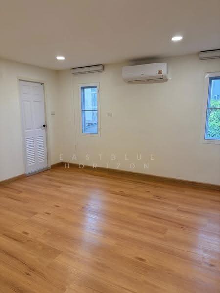Townhouse Area BTS Saint Louis, bangkok, Yan Nawa, Sathon, Bangkok, 4 Bedrooms, 280 sqm, Townhouse For Rent, by Eastblue Horizon, 500591666 - DDproperty.com