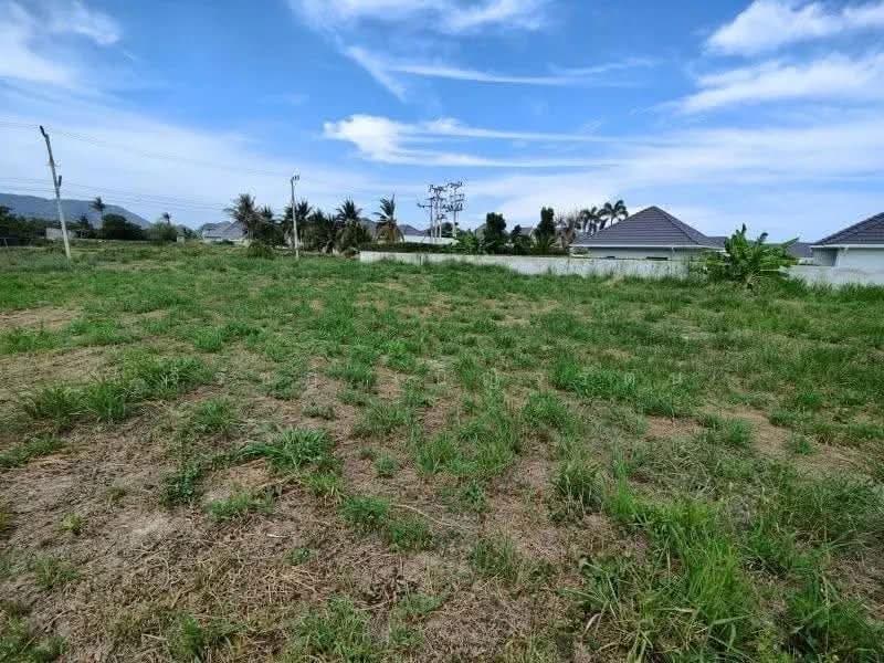 1-0-0 Rai | Corner Home Building Plot Located in popular high growth area, prachuap-khiri-khan, Hin Lek Fai, Hua Hin, Prachuap Khiri Khan, , 1,600 sqm, Land For Sale, by จิรัชฎ์ เบ็ญจรัตน์, 500591708 - DDproperty.com