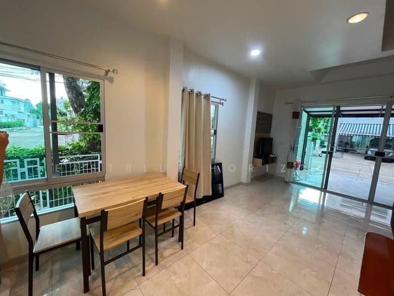 Baan Klang Muang Sathorn-Taksin 1, กรุงเทพ, บางค้อ, จอมทอง, กรุงเทพ, 200 ตร.ม., ทาวน์เฮ้าส์ ให้เช่า, โดย Eastblue Horizon, 500591755 - DDproperty.com