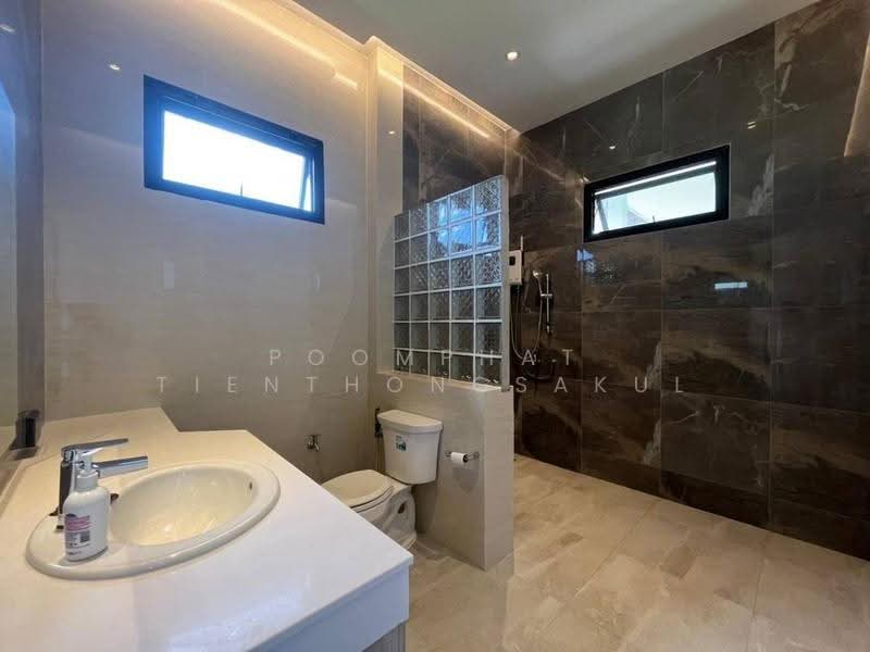 undefined, bangkok, Suan Luang, Bangkok, 4 Bedrooms, 550 sqm, Villa For Sale, by Poomphat Tienthongsakul, 500591789 - DDproperty.com