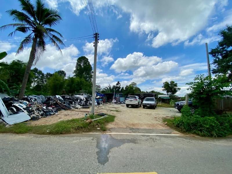 ที่ดินพร้อมสิ่งปลูกสร้างพนัสนิคม ชลบุรี, chon-buri, Na Wang Hin, Phanat Nikhom, Chon Buri (Pattaya), , 860 sqm, Land For Sale, by The Best Property หญิง, 500591864 - DDproperty.com