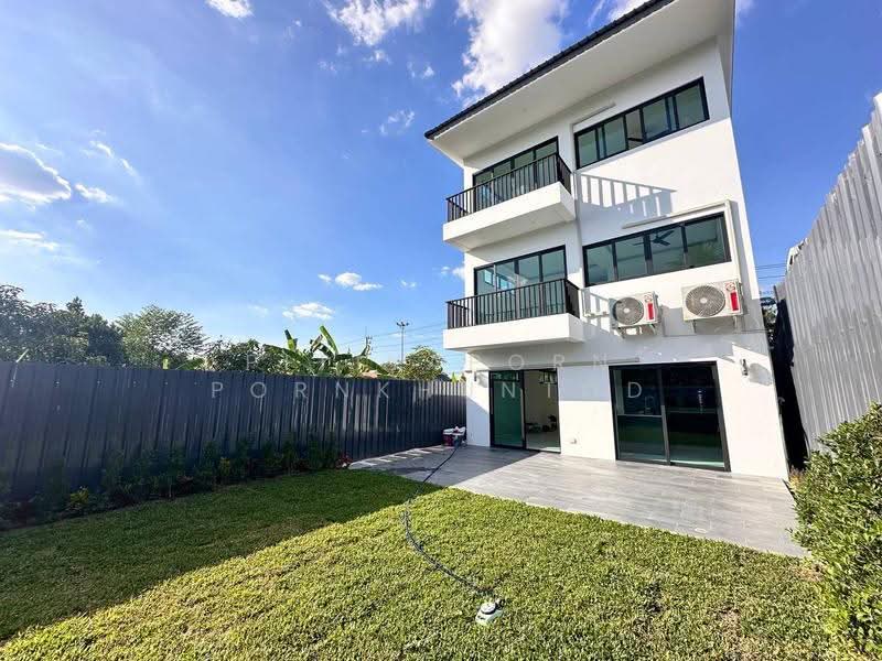 3-BR House, chon-buri, Huai Yai, Bang Lamung (Pattaya), Chon Buri (Pattaya), 3 Bedrooms, 325 sqm, Single Detached House For Sale, by Pitiyaporn Pornkhuntod, 500591966 - DDproperty.com