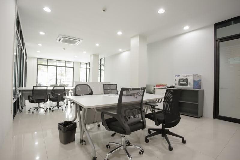 อาคารสำนักงาน 4 ชั้น ย่านนวลจันทร์ เขตบึงกุ่ม, กรุงเทพ, ซอยฉัตรแก้ว, นวลจันทร์, บึงกุ่ม, กรุงเทพ, 1,824 ตร.ม., สำนักงาน ให้เช่า, โดย Apissara Issareeya, 500591978 - DDproperty.com