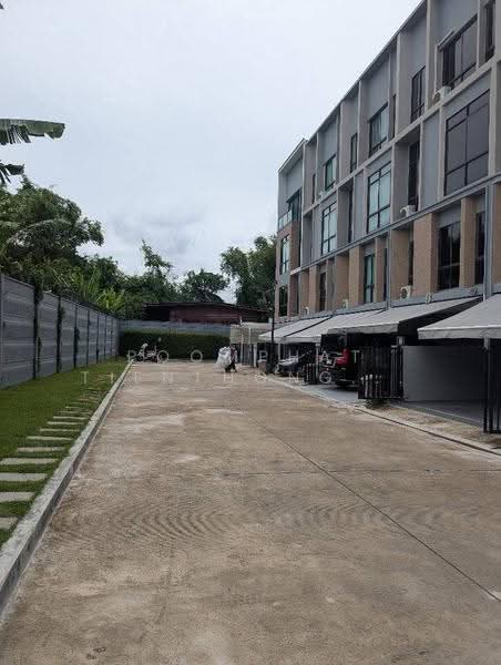 Estara Haven Pattanakan 20, bangkok, Phatthanakan 20, Phatthanakan Road, Suan Luang, Bangkok, 4 Bedrooms, 289 sqm, Townhouse For Sale, by Poomphat Tienthongsakul, 500591982 - DDproperty.com