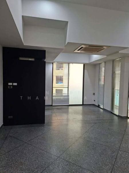 The Winning Tower, bangkok, 958 Sukhumvit 71 Road, Khlong Tan Nua, Watthana, Bangkok, 5 Bedrooms, 350 sqm, Condo For Sale, by Napat Thamakulangkul, 500591997 - DDproperty.com