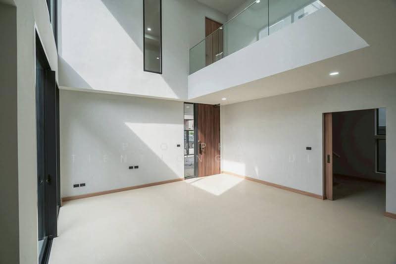 4-BR House, bangkok, Khlong Song Ton Nun, Lat Krabang, Bangkok, 4 Bedrooms, 400 sqm, Single Detached House For Sale, by Poomphat Tienthongsakul, 500592001 - DDproperty.com
