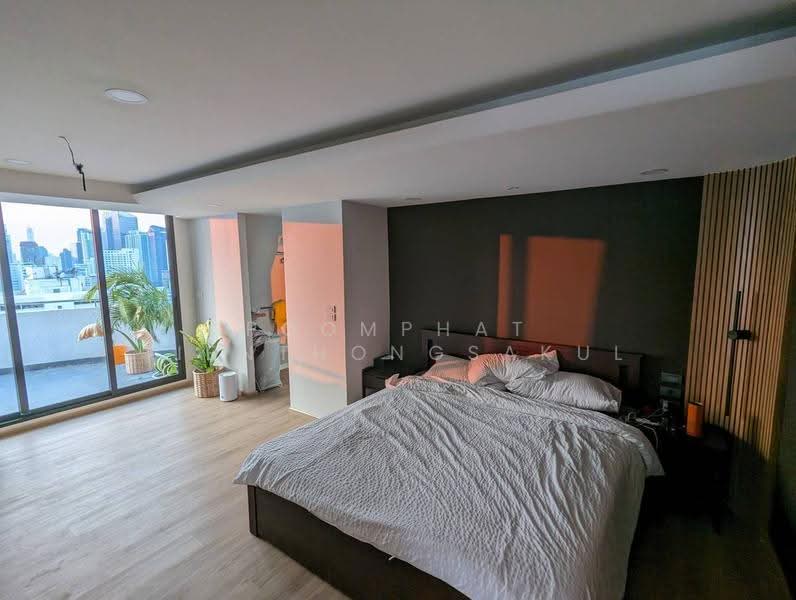 Supalai Place Sukhumvit 39, bangkok, 175-179 Soi Sukhumvit 39 Sukhumvit Road, Khlong Tan Nua, Watthana, Bangkok, 2 Bedrooms, 159 sqm, Condo For Sale, by Poomphat Tienthongsakul, 500592064 - DDproperty.com