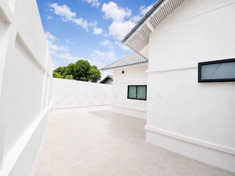 undefined, Chon Buri (Pattaya), Nong Pru, Bang Lamung (Pattaya), Chon Buri (Pattaya), 3 Bedrooms, 200 sqm, Villa For Sale, by Pitiyaporn Pornkhuntod, 500592129 - DDproperty.com