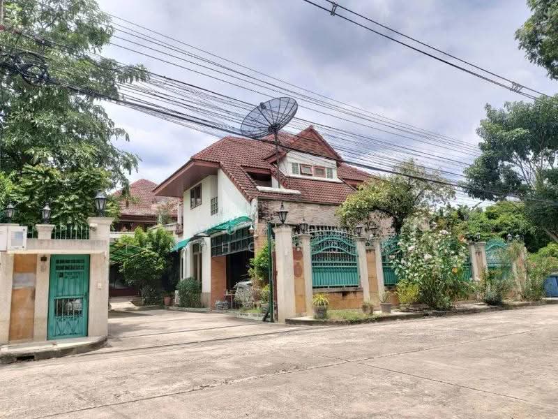 8-BR House, bangkok, Arun Amarin, Bangkok Noi, Bangkok, 8 Bedrooms, 1,200 sqm, Single Detached House For Sale, by Poomphat Tienthongsakul, 500592181 - DDproperty.com