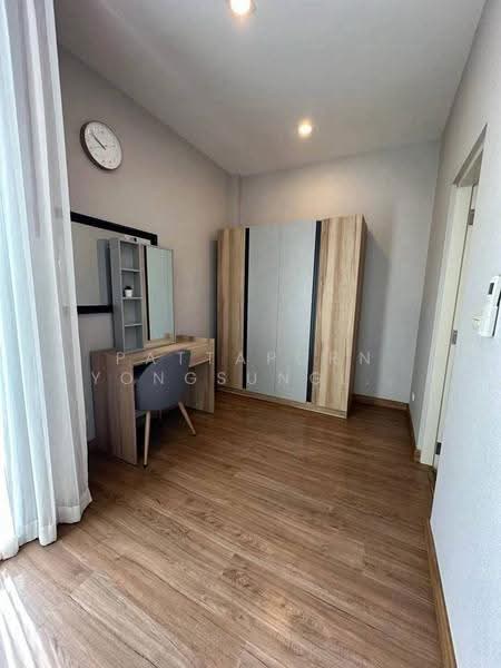 Baan Klang Muang Classe Ekkamai-Ramintra, bangkok, Sukhonthasawat Road, Lat Phrao, Bangkok, 4 Bedrooms, 241 sqm, Single Detached House For Rent, by Pattaporn Yongsungnone, 500592217 - DDproperty.com