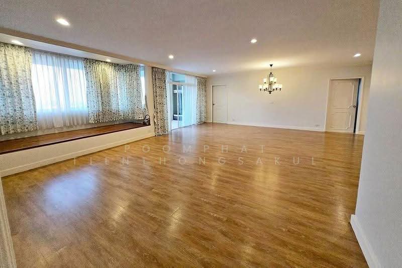 Royal Castle Pattanakarn, bangkok, 701 Panya Village, Suan Luang, Bangkok, 3 Bedrooms, 209 sqm, Condo For Sale, by Poomphat Tienthongsakul, 500592226 - DDproperty.com