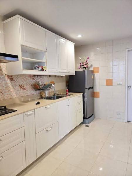 Royal Castle Pattanakarn, bangkok, 701 Panya Village, Suan Luang, Bangkok, 3 Bedrooms, 209 sqm, Condo For Sale, by Poomphat Tienthongsakul, 500592226 - DDproperty.com