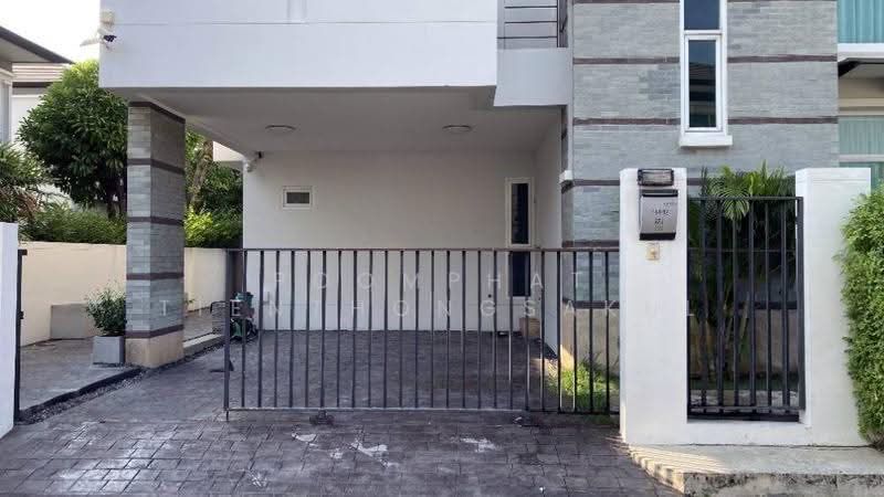4-BR House, bangkok, Saphan Sung, Bangkok, 4 Bedrooms, 220 sqm, Single Detached House For Sale, by Poomphat Tienthongsakul, 500592270 - DDproperty.com