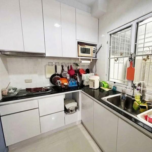 Pruksa Ville 65/1 Srisamarn, nonthaburi, Pak Kret, Nonthaburi, 3 Bedrooms, 120 sqm, Townhouse For Sale, by AJHOMECENTER - คุณจ๋า, 500592271 - DDproperty.com