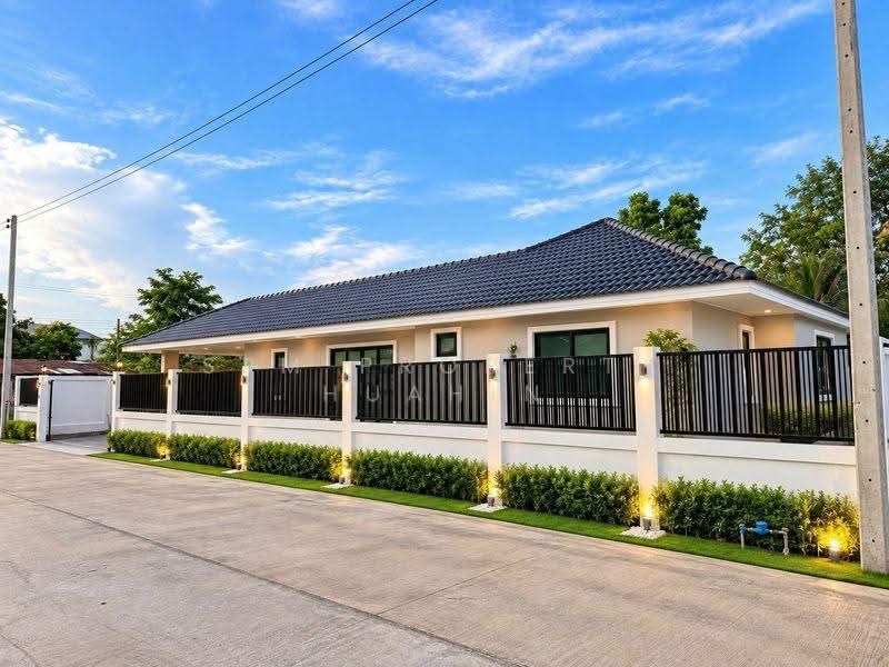 ขายบ้านหัวหิน 3.49 ล้าน, ประจวบคีรีขันธ์, หินเหล็กไฟ, หัวหิน, ประจวบคีรีขันธ์, 130 ตร.ม., วิลล่า ขาย, โดย SPM Property Huahin, 500592284 - DDproperty.com