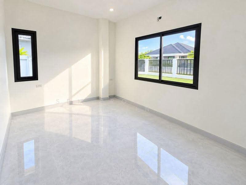 Modern Pool-Ready Home for Sale in Hua Hin 3.49 Million Bhat, prachuap-khiri-khan, Hin Lek Fai, Hua Hin, Prachuap Khiri Khan, 3 Bedrooms, 130 sqm, Villa For Sale, by SPM Property Huahin, 500592284 - DDproperty.com