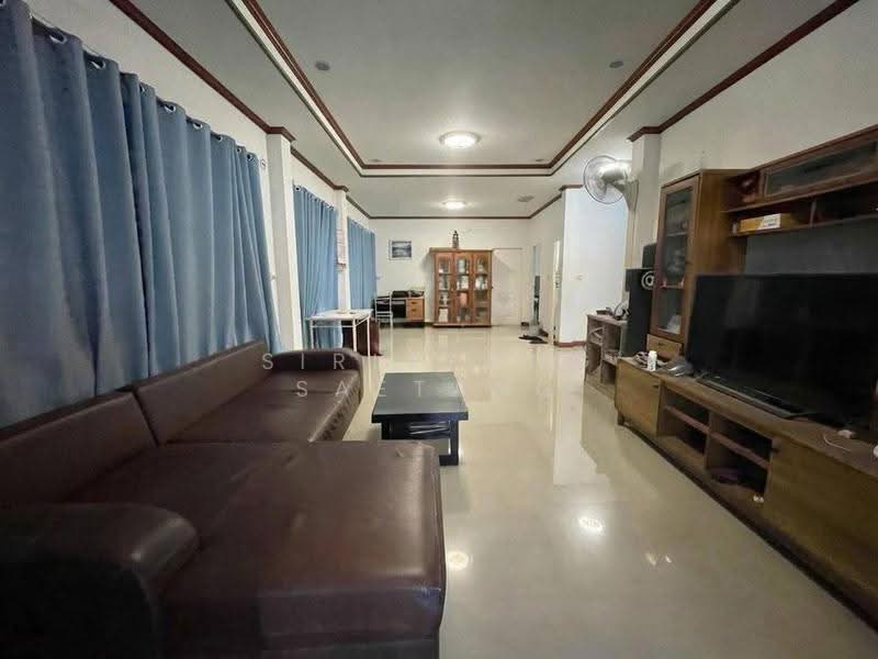 House 100 sq.wa 4 Beds 3 Baths located on main road in Moo Mon, Mueang Udon Thani, udon-thani, Mu Mon, Muang Udon Thani, Udon Thani, 4 Bedrooms, 195 sqm, Single Detached House For Sale, by Sirithong Saetang, 500592289 - DDproperty.com