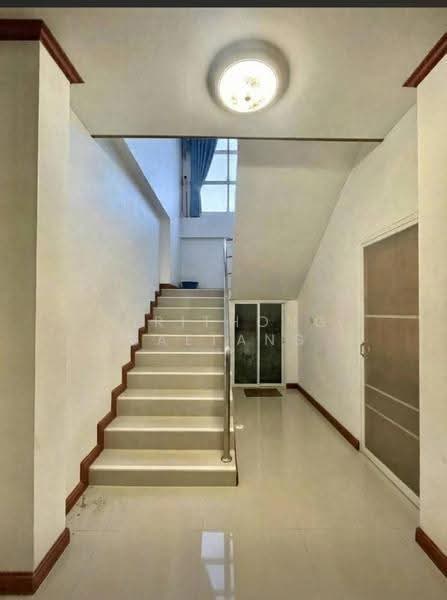 House 100 sq.wa 4 Beds 3 Baths located on main road in Moo Mon, Mueang Udon Thani, udon-thani, Mu Mon, Muang Udon Thani, Udon Thani, 4 Bedrooms, 195 sqm, Single Detached House For Sale, by Sirithong Saetang, 500592289 - DDproperty.com