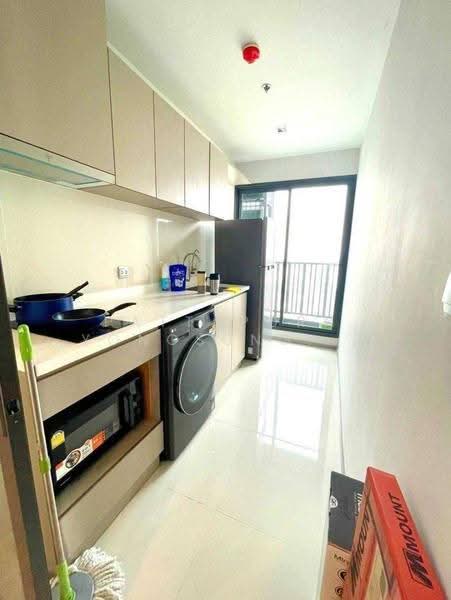 Life Ladprao, bangkok, 992 Ladprao Road, Jom Phon, Chatuchak, Bangkok, 2 Bedrooms, 52 sqm, Condo For Rent, by Pattaporn Yongsungnone, 500592478 - DDproperty.com