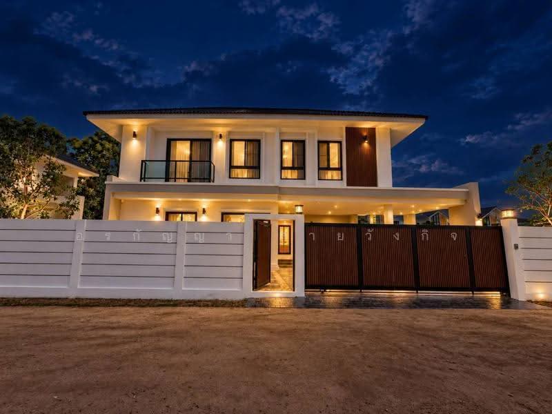 For Rent: Tan Thara Village, Hang Dong – Beautiful Modern-Style House (ID:640HR), chiang-mai, Ban Waen, Hang Dong, Chiang Mai, 4 Bedrooms, 250 sqm, Single Detached House For Rent, by อรกัญญา สายวังกิจ, 500592580 - DDproperty.com