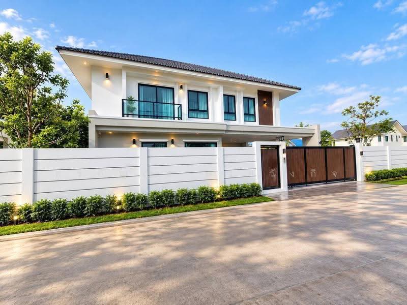 For Rent: Tan Thara Village, Hang Dong – Beautiful Modern-Style House (ID:640HR), chiang-mai, Ban Waen, Hang Dong, Chiang Mai, 4 Bedrooms, 250 sqm, Single Detached House For Rent, by อรกัญญา สายวังกิจ, 500592580 - DDproperty.com