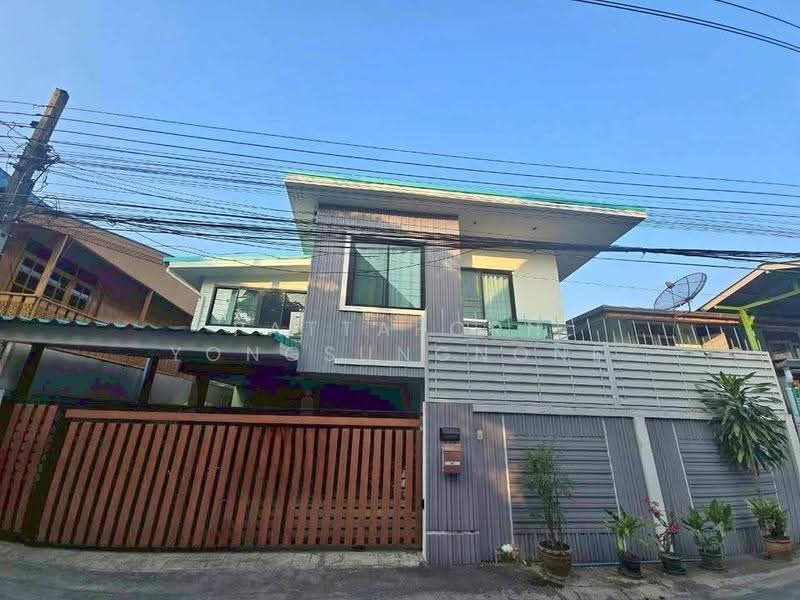 4-BR House, bangkok, Bang Khae, Bangkok, 4 Bedrooms, 220 sqm, Single Detached House For Sale, by Pattaporn Yongsungnone, 500592621 - DDproperty.com