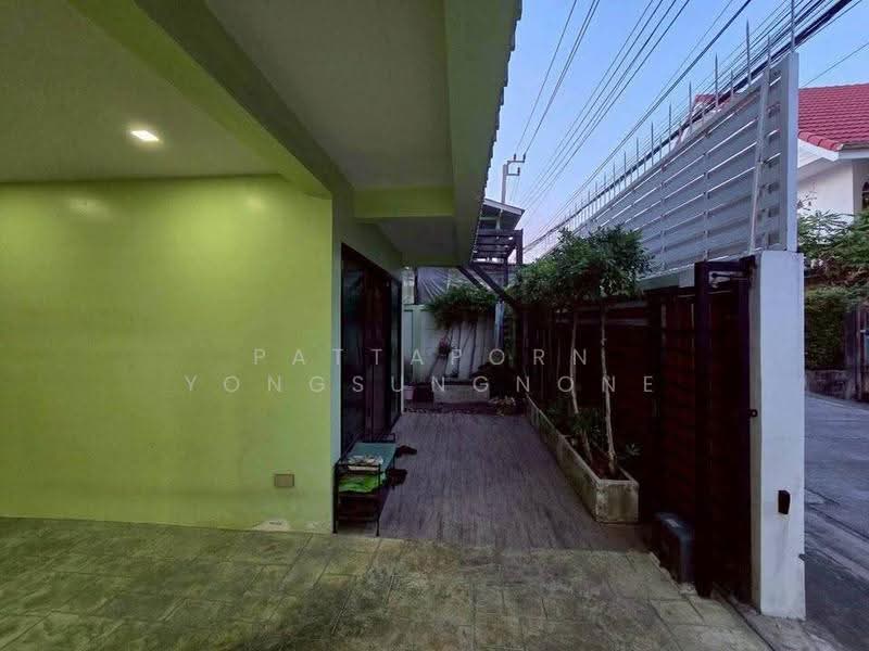 4-BR House, bangkok, Bang Khae, Bangkok, 4 Bedrooms, 220 sqm, Single Detached House For Sale, by Pattaporn Yongsungnone, 500592621 - DDproperty.com