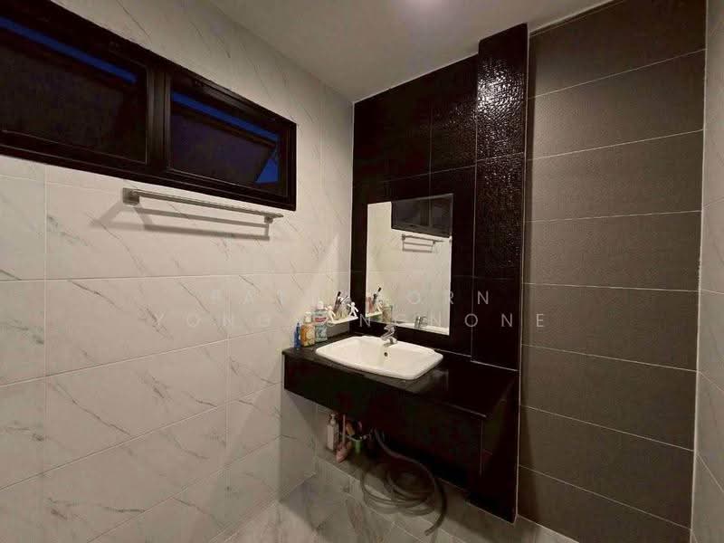 4-BR House, bangkok, Bang Khae, Bangkok, 4 Bedrooms, 220 sqm, Single Detached House For Sale, by Pattaporn Yongsungnone, 500592621 - DDproperty.com
