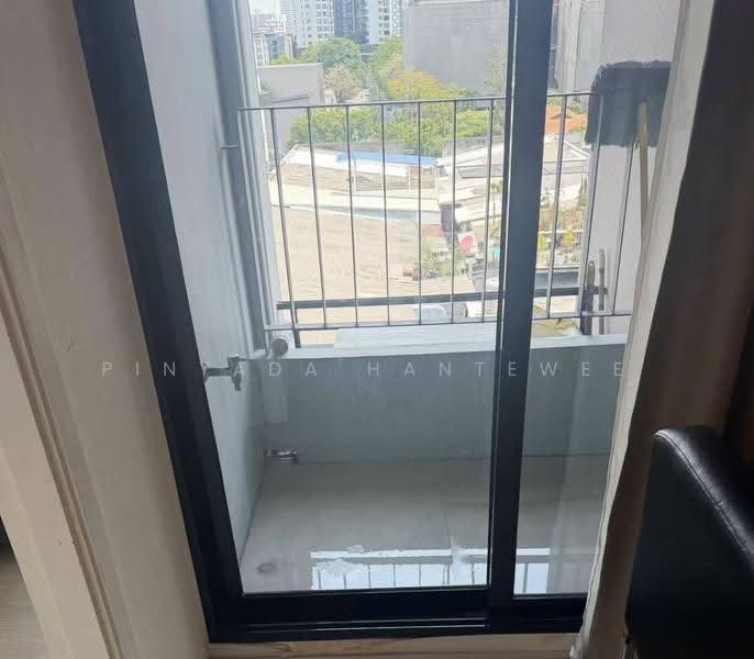 Vtara Sukhumvit 36, bangkok, 118 Soi Saen Sabai, Phra Kanong, Khlong Toei, Bangkok, 1 Bedroom, 36 sqm, Condo For Rent, by Pinyada Hantewee, 500592651 - DDproperty.com