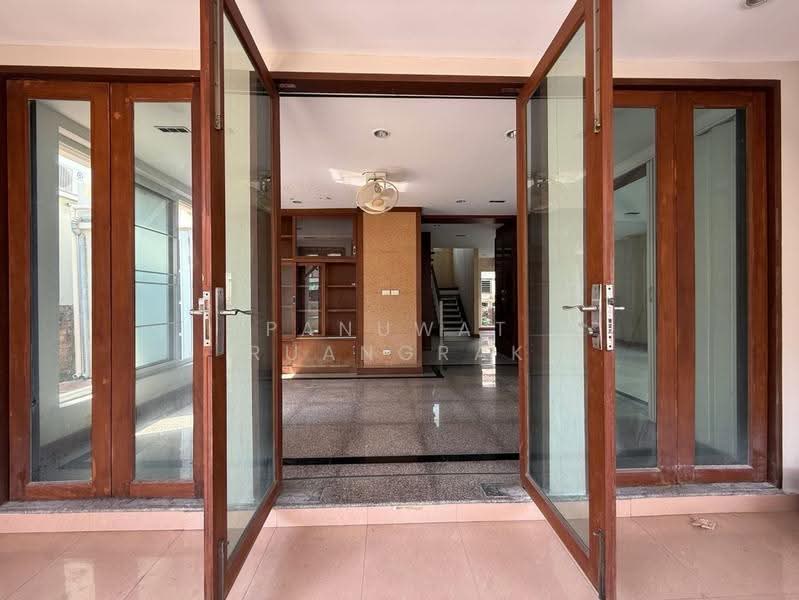 Casa Ville Watcharapon, bangkok, Watcharapol Road, Sai Mai, Bangkok, 4 Bedrooms, 280 sqm, Single Detached House For Sale, by Panuwat Ruangrak, 500592655 - DDproperty.com