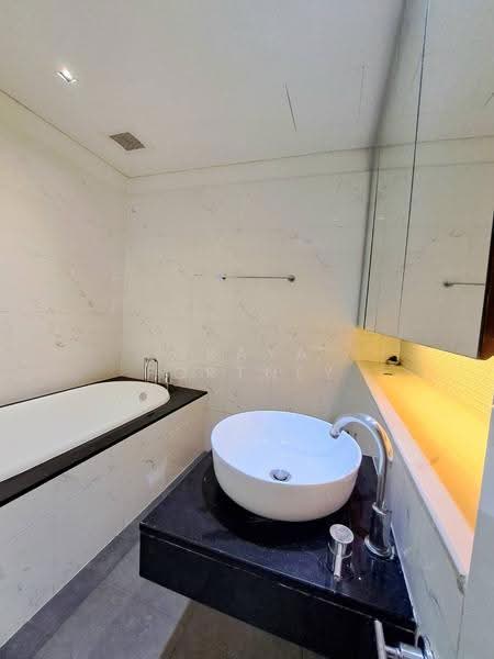 The Lakes, bangkok, 123 Ratchadaphisek Road, Khlong Toei, Bangkok, 1 Bedroom, 67 sqm, Condo For Rent, by Oraya Fortney, 500592677 - DDproperty.com