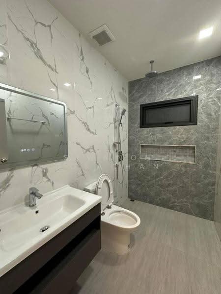 5-BR House, chon-buri, Nong Pru, Bang Lamung (Pattaya), Chon Buri (Pattaya), 5 Bedrooms, 240 sqm, Single Detached House For Sale, by Siwanon Gosachan, 500592702 - DDproperty.com