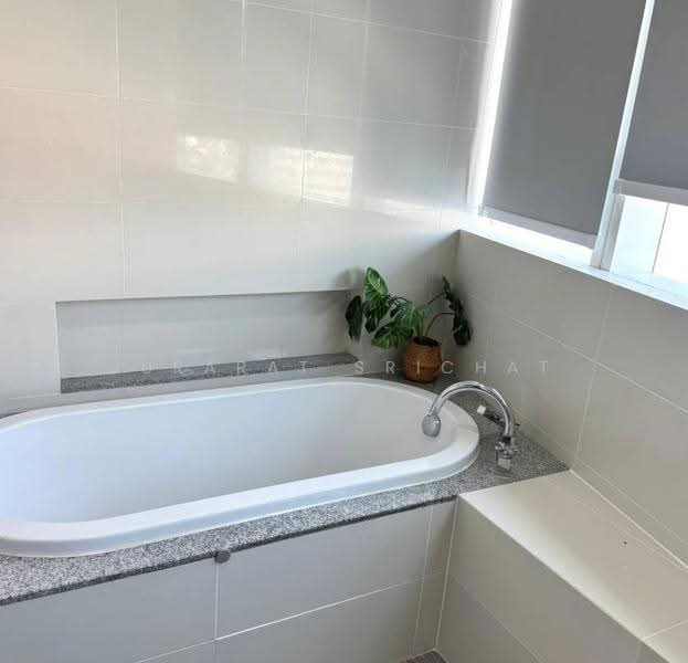 Millennium Residence, bangkok, Sukhumvit Road, Khlong Toei, Bangkok, 3 Bedrooms, 146 sqm, Condo For Sale, by Jurarat Srichat, 500592718 - DDproperty.com