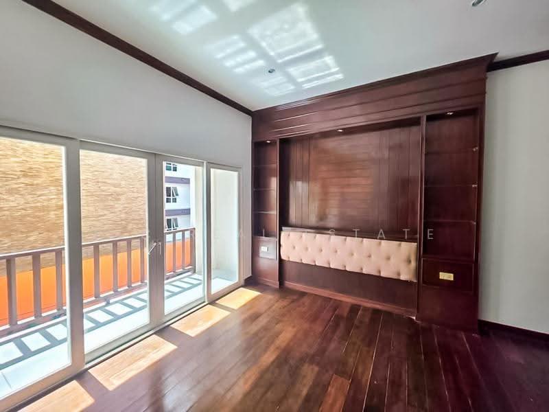 4 Bedroom Commercial Building for Rent Pratumnak Pattaya, chon-buri, Bang Lamung, Bang Lamung (Pattaya), Chon Buri (Pattaya), , 360 sqm, Shophouse For Rent, by PLC REAL ESTATE, 500592750 - DDproperty.com